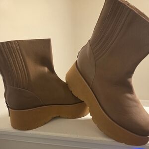 Tan Winter Chelsea Boots with Chunky Sole